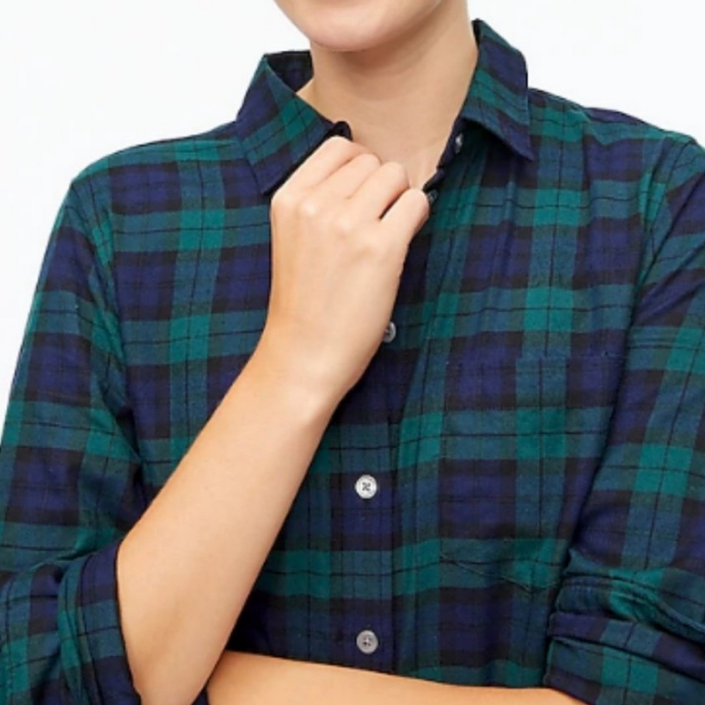 J. Crew Women' Boy Fit Navy Blue & Green Plaid  Long Sleeve Button Down Shirt XS - Picture 8 of 9